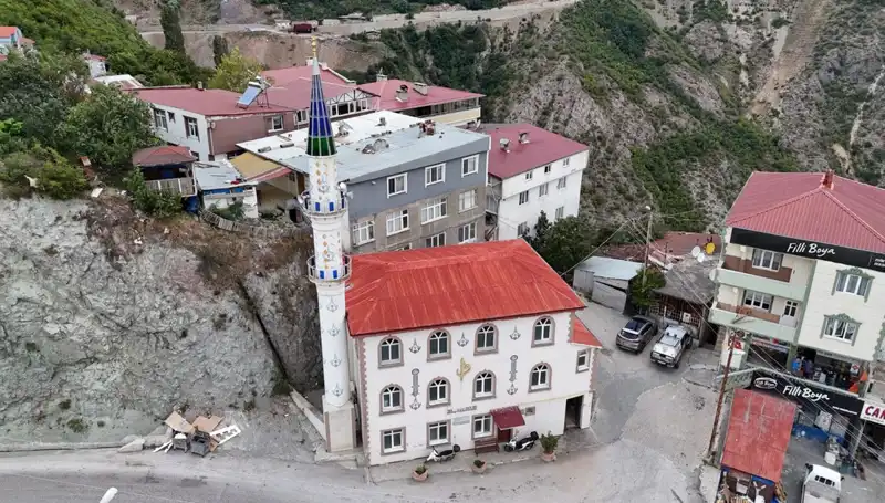 Türkiye Genelinde Çelik Minare Siparişlerinde Patlama: Maliyetler 500 Bin Liraya Ulaşıyor