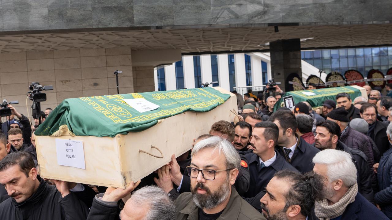 Bolu'daki Faciada Hayatını Kaybedenler İçin Tören Düzenlendi