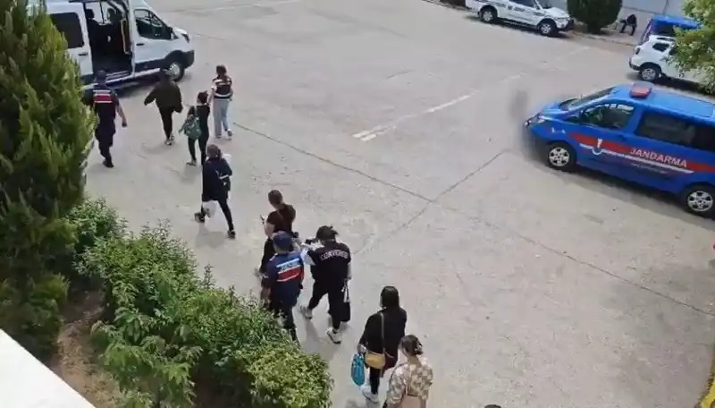 Tayland'da Kadınlara Fuhuş İzni Verilerek Yapılan Dolandırıcılık Skandalı