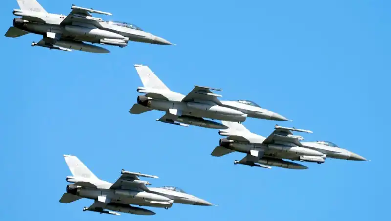 Ukrayna'nın Hava Gücüne Yeni Bir Destek: ABD F-16 Eğitimi Hakkında Her Şey