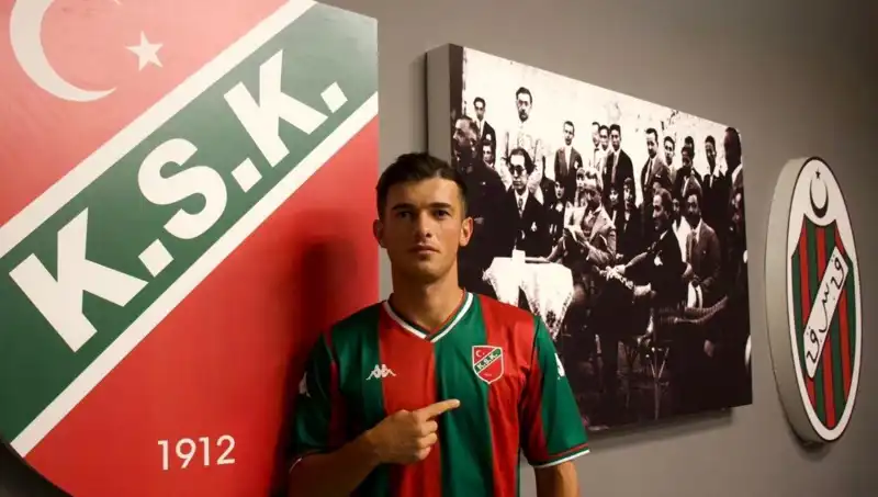 Karşıyaka'da Transfer Hamleleri: Yeni Yıldızlar Geliyor!