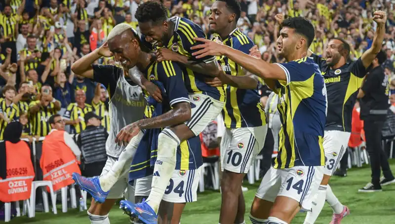 Fenerbahçe'ye Tarihi Yazdıran Tur Geliri: Kasa Dolup Taşıyor!