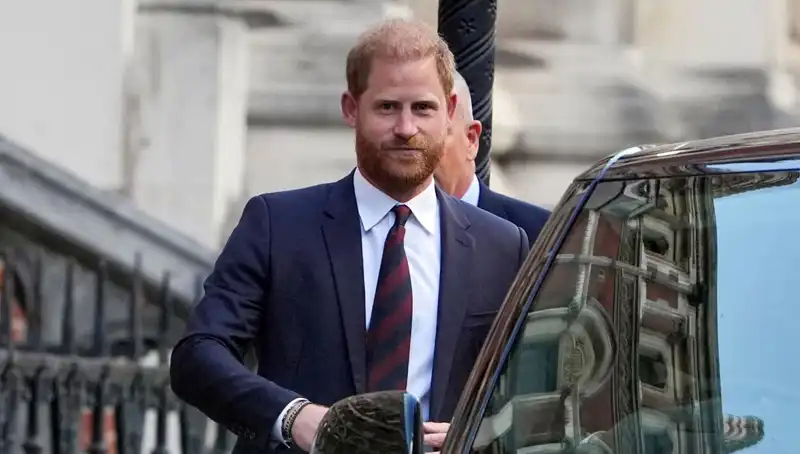 Prens Harry Ailesiyle Barışmak İçin Yeni Bir Adım Atıyor