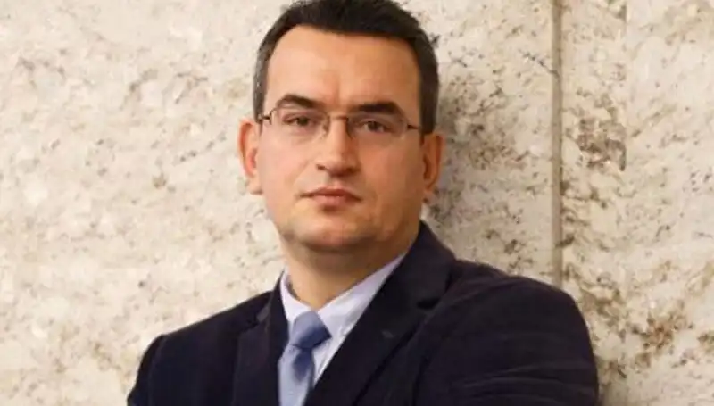 DEVA Partisi Kurucu Üyesi Metin Gürcan: Siyasetteki Yükselişinin Ardındaki Hikaye