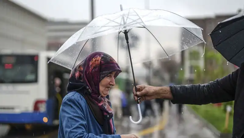 Tüm Türkiye’yi Etkisi Altına Alan Fırtına: Gök Gürültülü Sağanaklar Kapıda!