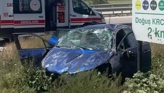 Kontrolden Çıkan Araç Takla Attı, İki Kişi Yaralandı!