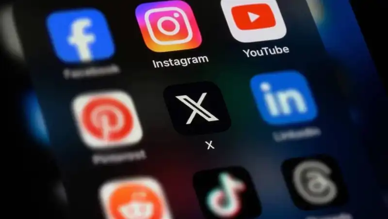 Sosyal Medyada Kısıtlamalar Devam Ediyor: WhatsApp ve Instagram Neler Yaşıyor?